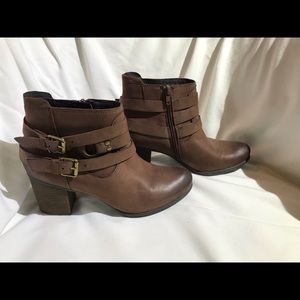 Josef Seibel Women’s Brown Ankle Booties
